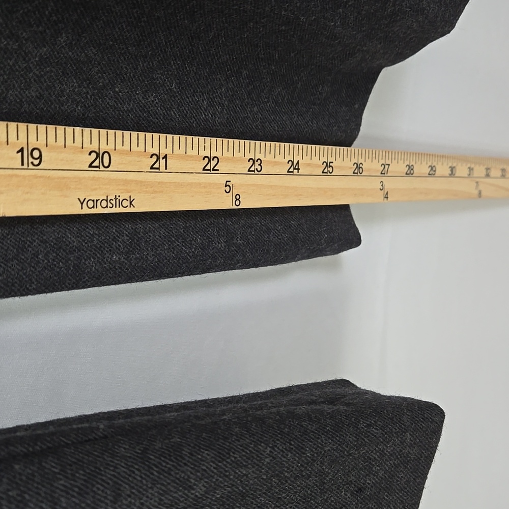 Pendleton Gray Petite Dress Pants 100% Virgin Wool Career Business Sz 12P - Picture 8 of 8